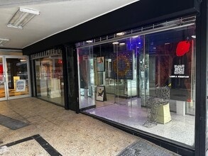 219-223 E Flagler St, Miami, FL for lease Interior Photo- Image 2 of 5