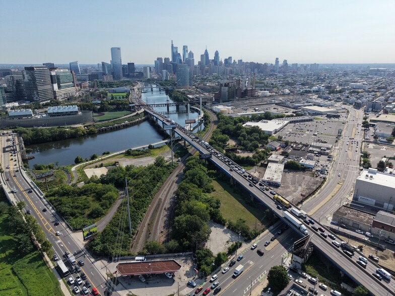 3145 Grays Ferry Ave, Philadelphia, PA for sale - Building Photo - Image 1 of 6
