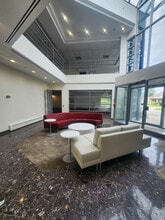 17 Auriga Dr, Ottawa, ON for lease Building Photo- Image 2 of 9