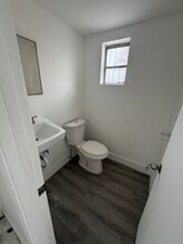 7403 NW 7th St, Miami, FL for lease Interior Photo- Image 1 of 5