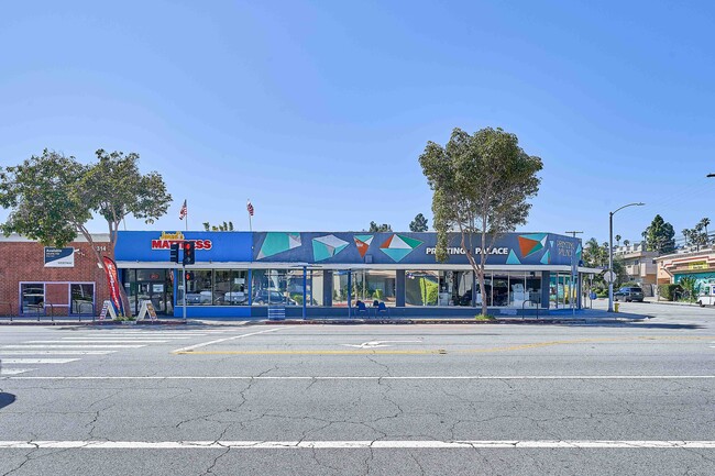 Plus de détails pour 2300 Lincoln Blvd, Santa Monica, CA - Vente au détail à vendre