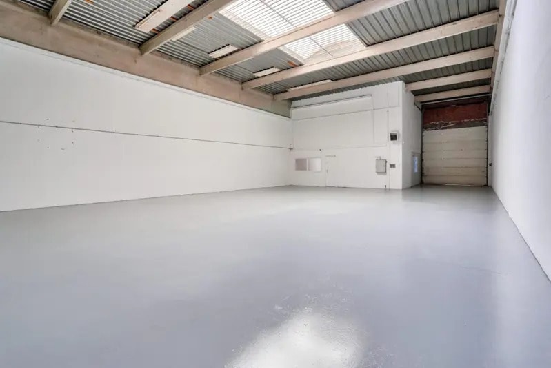 Flex in SAINT-OUEN-L'AUMONE for lease Interior Photo- Image 1 of 12
