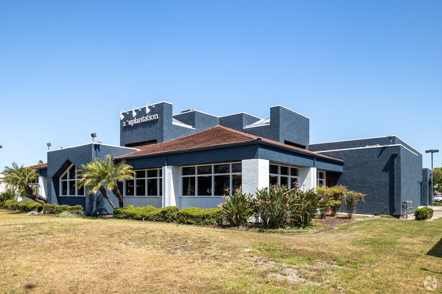 11961 Valley View St, Garden Grove, CA for lease - Building Photo - Image 2 of 12