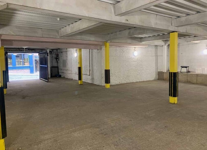 1-1A Low Ousegate, York for lease - Other - Image 2 of 3