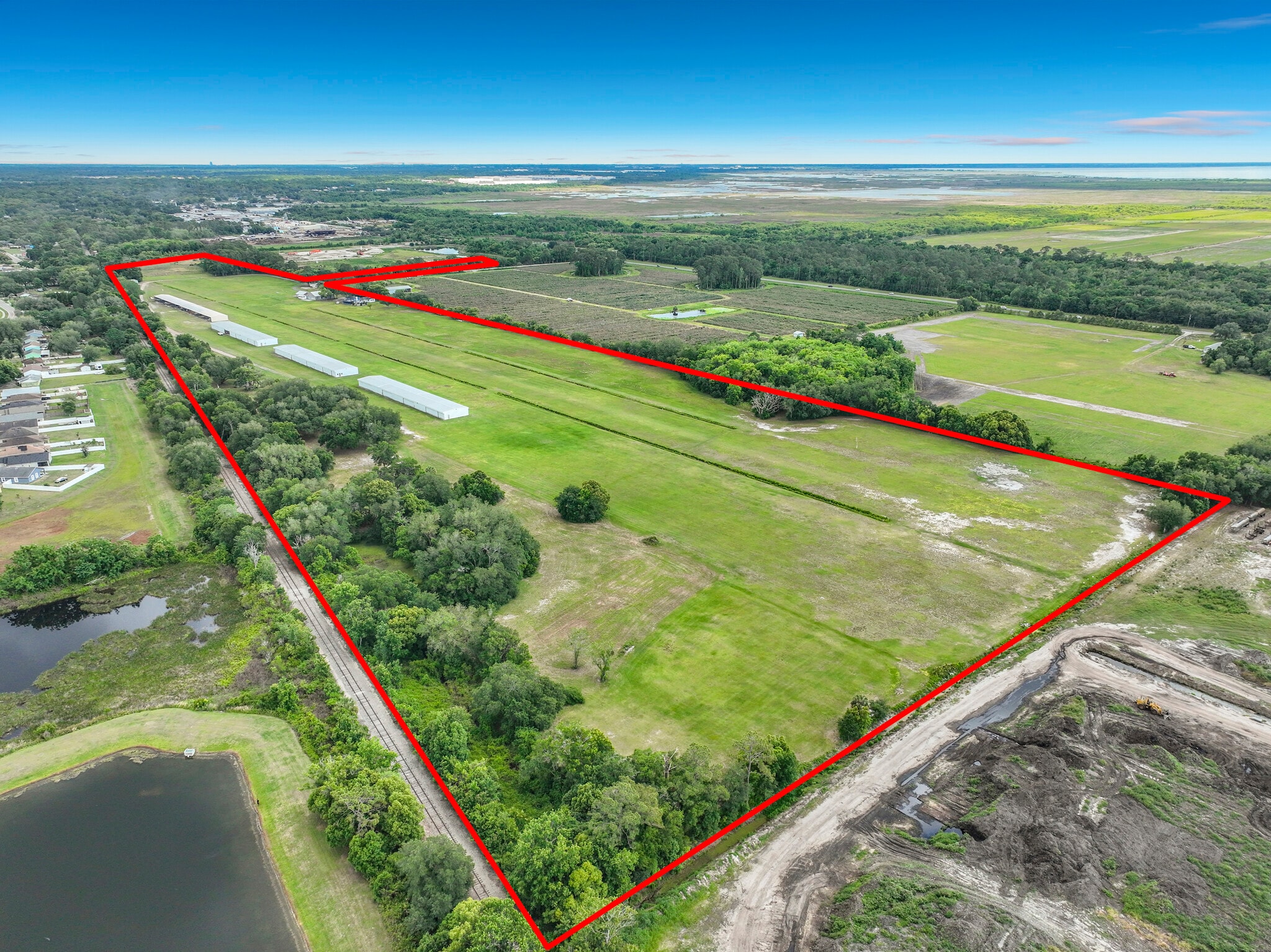 7001 W Jones Ave, Mount Dora, FL for sale Primary Photo- Image 1 of 113