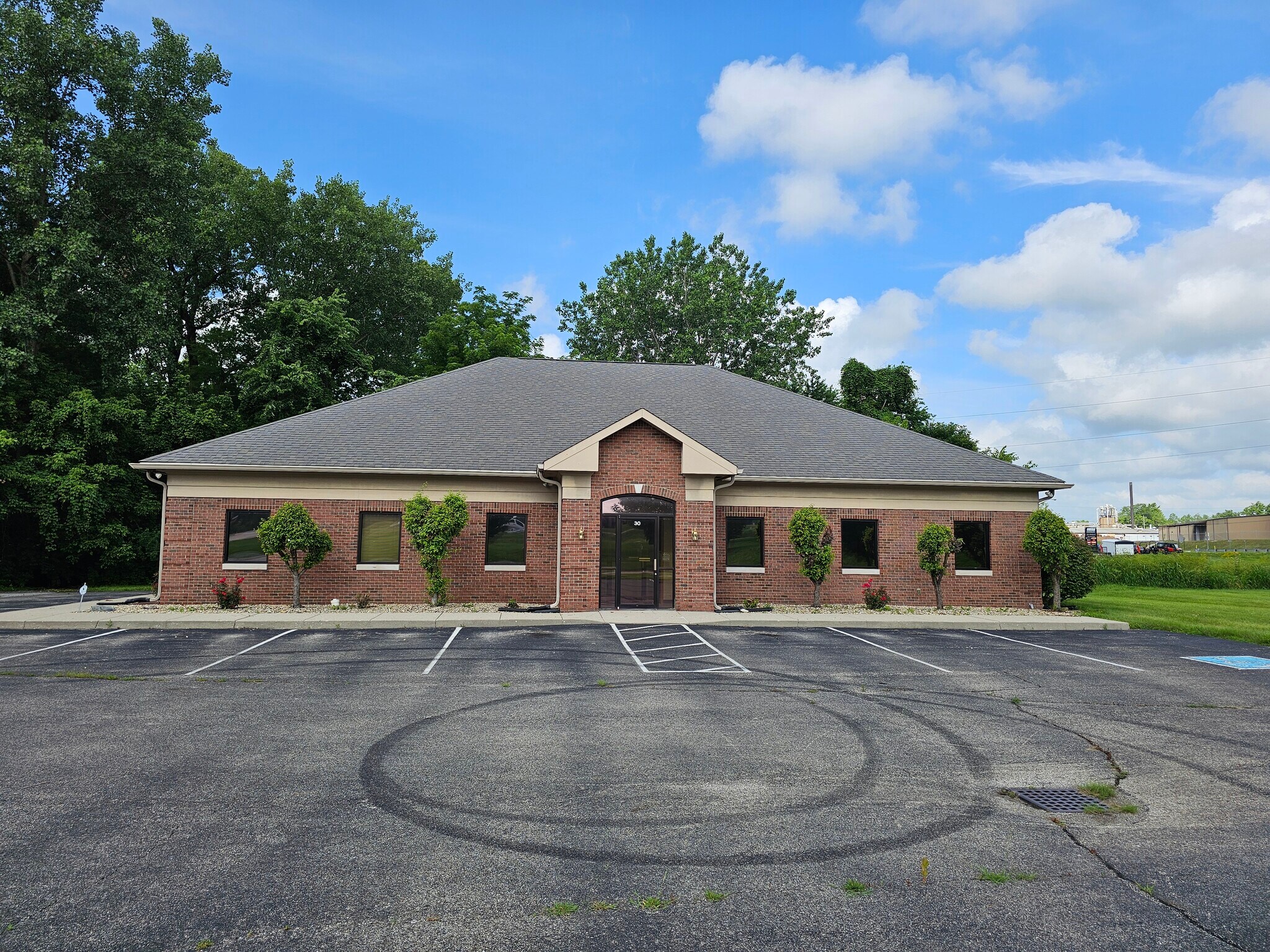 30 Spring Mill Ct, Mooresville, IN for lease Primary Photo- Image 1 of 36