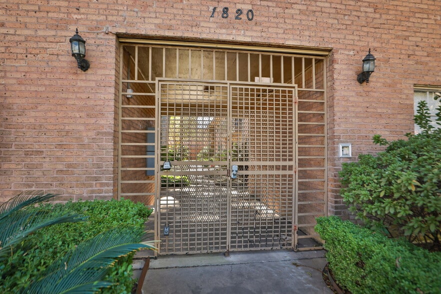 1820 Binz St, Houston, TX à vendre - Photo du bâtiment - Image 3 de 18