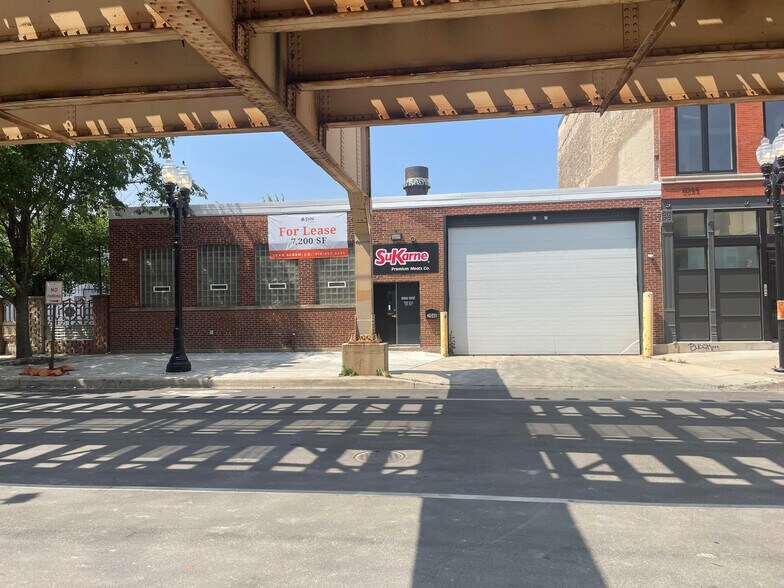 2046 W Lake St, Chicago, IL for lease - Building Photo - Image 2 of 5