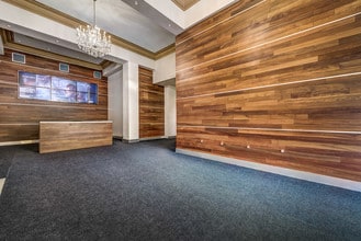 482-488 Rue Sainte-Catherine O, Montréal, QC for sale Interior Photo- Image 1 of 3