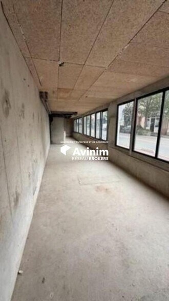Retail in Saint-Maur-des-Fossés for lease - Interior Photo - Image 3 of 5