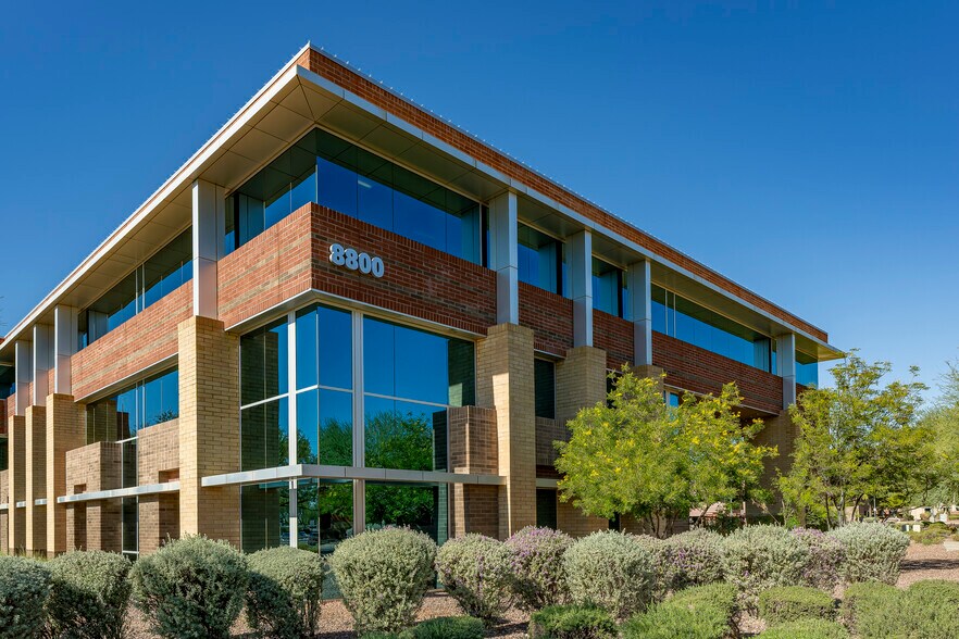 8888 E Raintree Dr, Scottsdale, AZ à louer - Photo du bâtiment - Image 2 de 10
