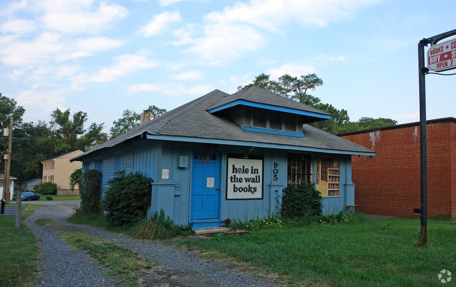 905 W Broad St, Falls Church, VA for sale - Primary Photo - Image 1 of 3