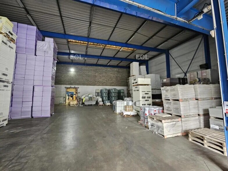 Flex in Vitry-sur-Seine for lease - Building Photo - Image 2 of 11