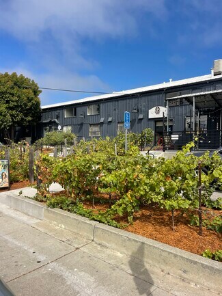 Plus de détails pour 328-334 Ingalls St, Santa Cruz, CA - Bureau/Commerce de détail, Local d'activités à louer