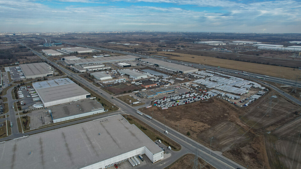 10862 & 10874 Steeles Avenue East portfolio of 2 properties for sale on LoopNet.ca - Aerial - Image 3 of 18