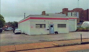3721 Grandel Sq, Saint Louis, MO for lease Building Photo- Image 1 of 1