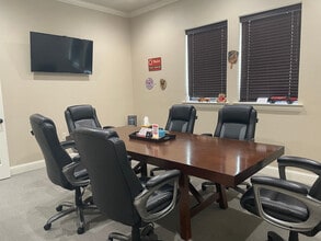4221 Medical Pky, Carrollton, TX for lease Interior Photo- Image 2 of 6