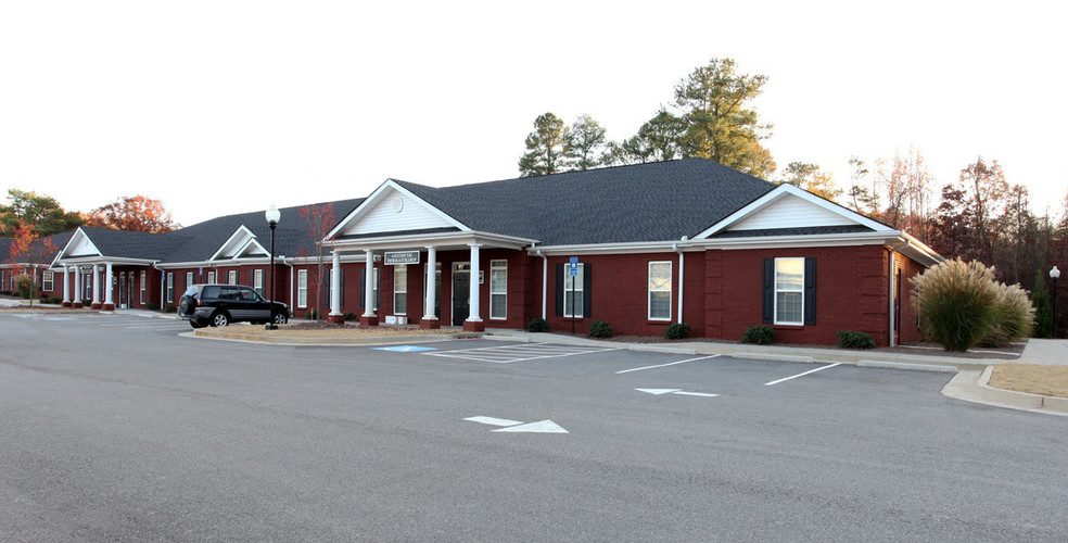 960 Sanders Rd, Cumming, GA for lease - Building Photo - Image 1 of 3