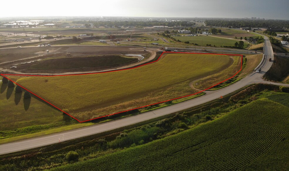 I-57 & I-74, Champaign, IL à vendre - Aérien - Image 2 de 2