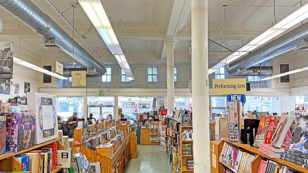 2036 Shattuck, Berkeley, CA for lease - Interior Photo - Image 3 of 15
