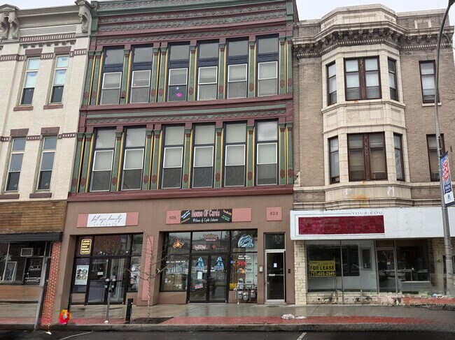 Plus de détails pour 623-627 Cumberland St, Lebanon, PA - Commerce de détail à louer