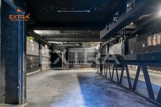 Retail in Madrid, Madrid for lease Interior Photo- Image 2 of 6