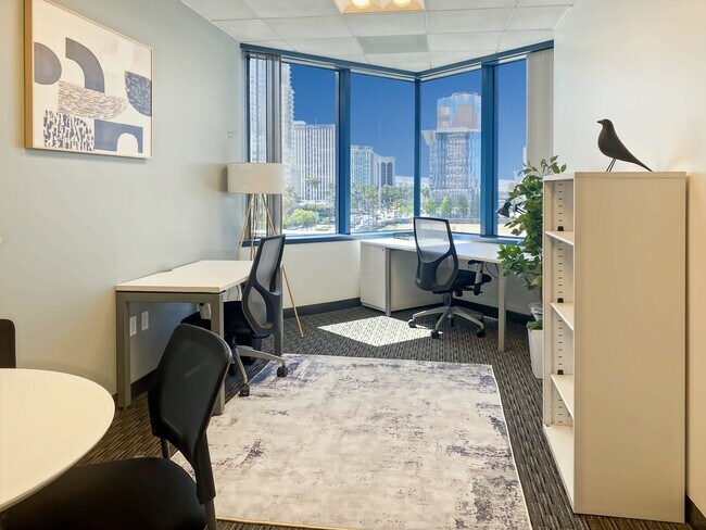 More details for 111 W Ocean Blvd, Long Beach, CA - Coworking for Lease