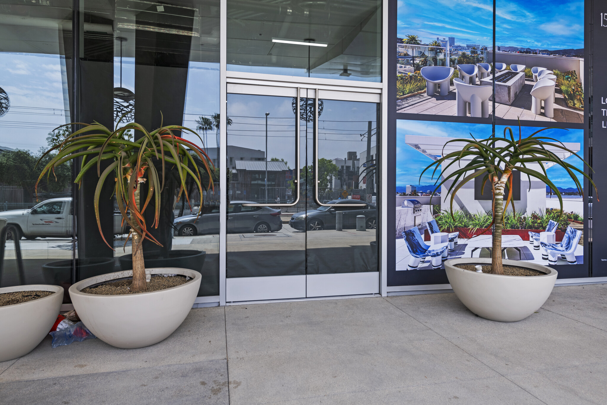 1550 Lincoln Blvd, Santa Monica, CA for lease Building Photo- Image 1 of 1