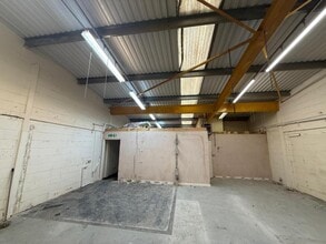 Oxwich Court, Swansea for lease Interior Photo- Image 2 of 2