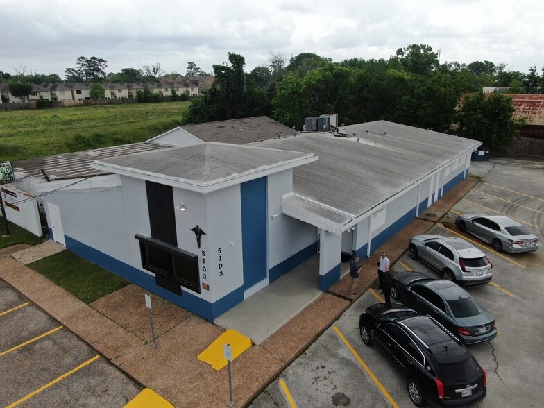 5703 Martin Luther King Blvd, Houston, TX for sale - Primary Photo - Image 1 of 12