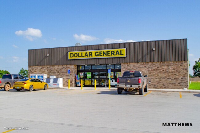 More details for 1289 S Poseyville Rd, Midland, MI - Retail for Sale