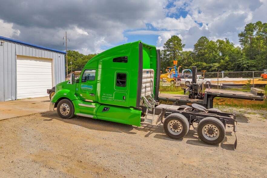 00 N MCINTOSH S N MCINTOSH ST -1, Elberton, GA à vendre - Photo du bâtiment - Image 3 de 29