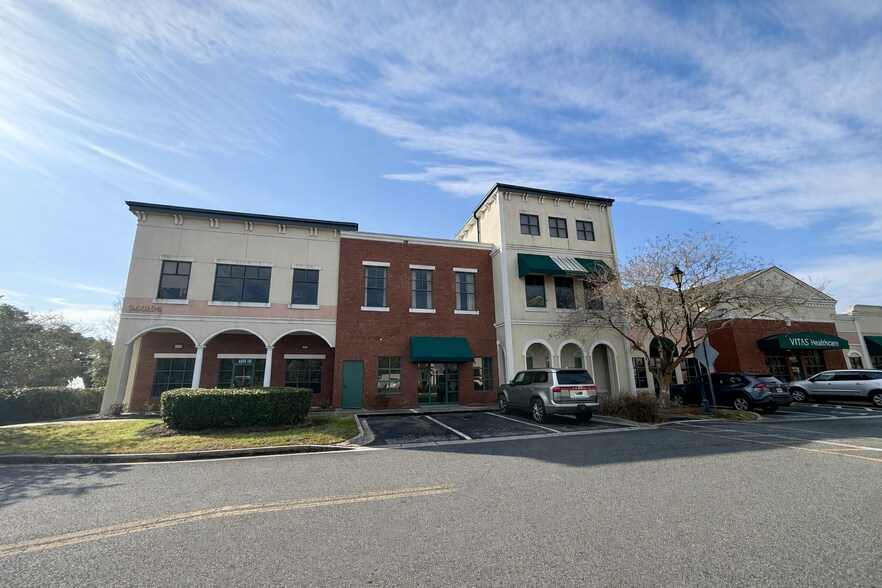 960194 Gateway Blvd, Fernandina Beach, FL à louer - Photo du bâtiment - Image 3 de 32