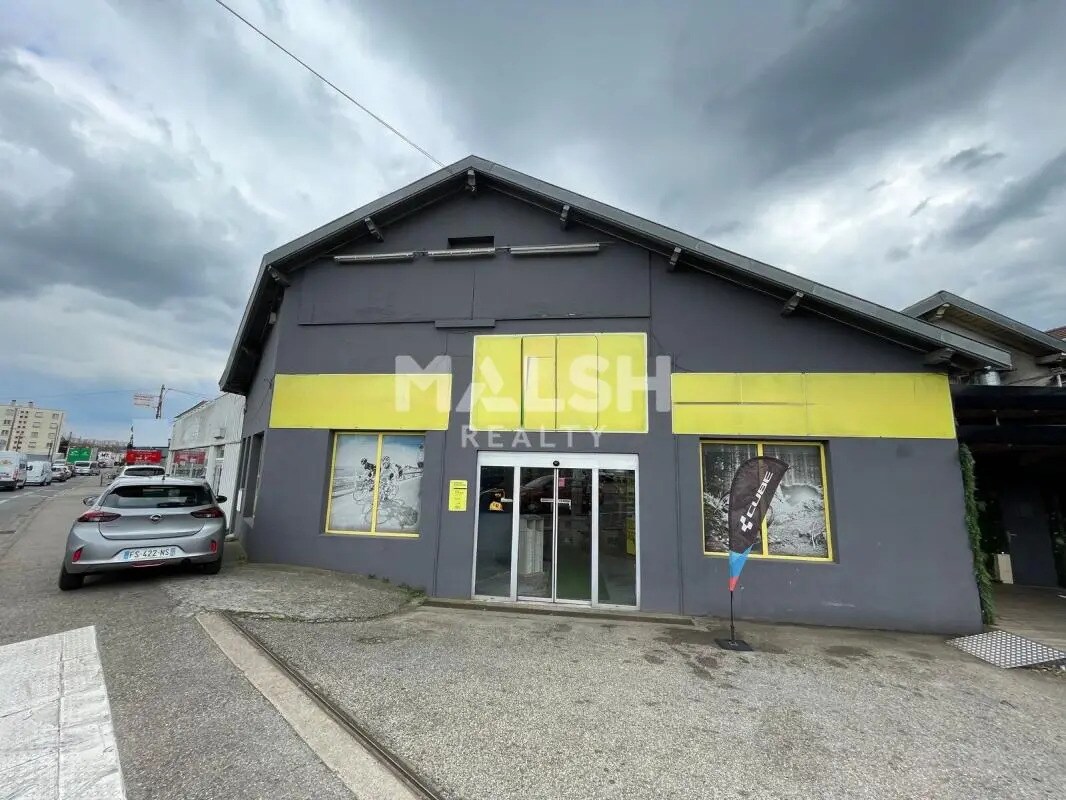 Retail in OULLINS-PIERRE-BÉNITE for sale Building Photo- Image 1 of 6