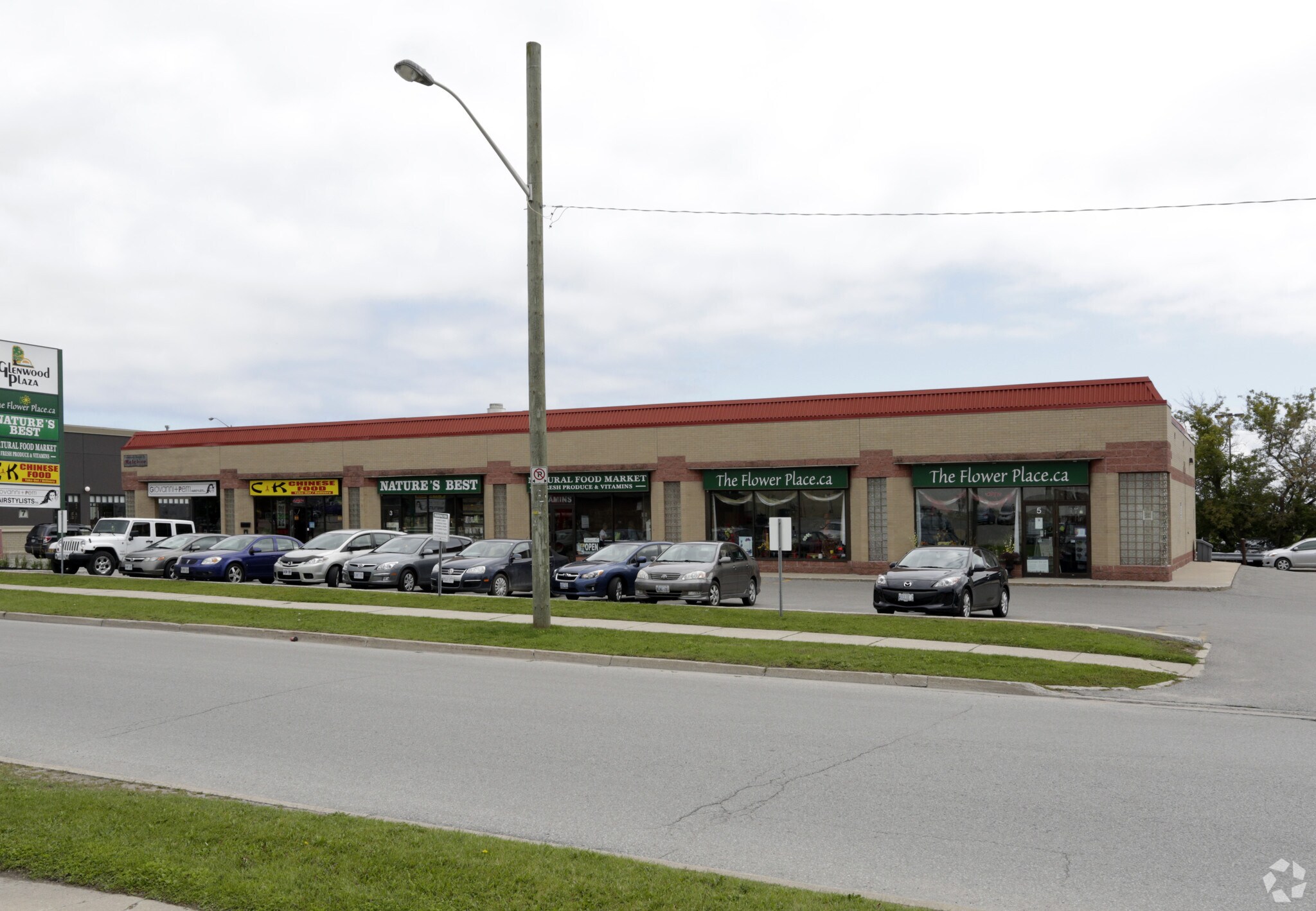 7 Glenwood Dr, Barrie, ON for sale Primary Photo- Image 1 of 1