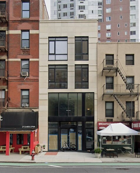 698 2nd Ave, New York, NY à vendre - Photo du bâtiment - Image 1 de 4