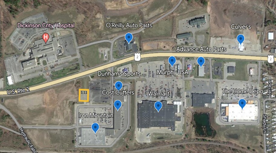 US 2, Iron Mountain, MI à louer - Photo du bâtiment - Image 2 de 5