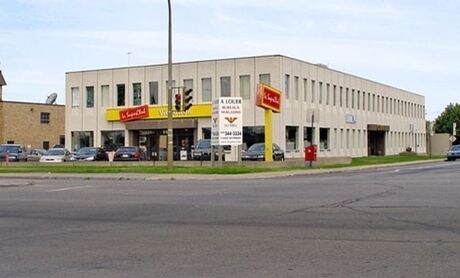 9501 Av Christophe-Colomb E, Montréal, QC à louer - Photo du bâtiment - Image 2 de 3