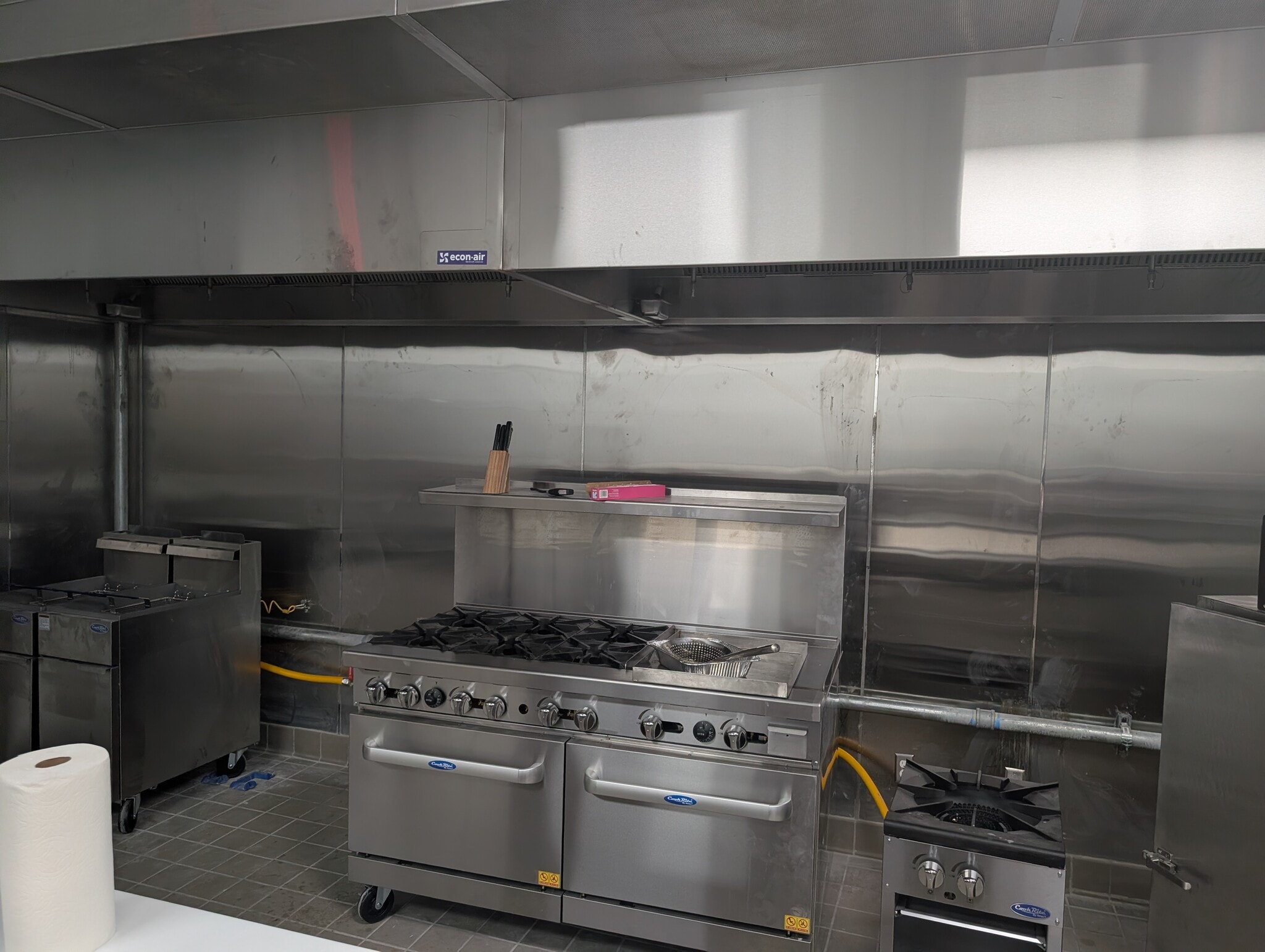 470 W Larch Rd, Tracy, CA à louer Photo intérieure- Image 1 de 2