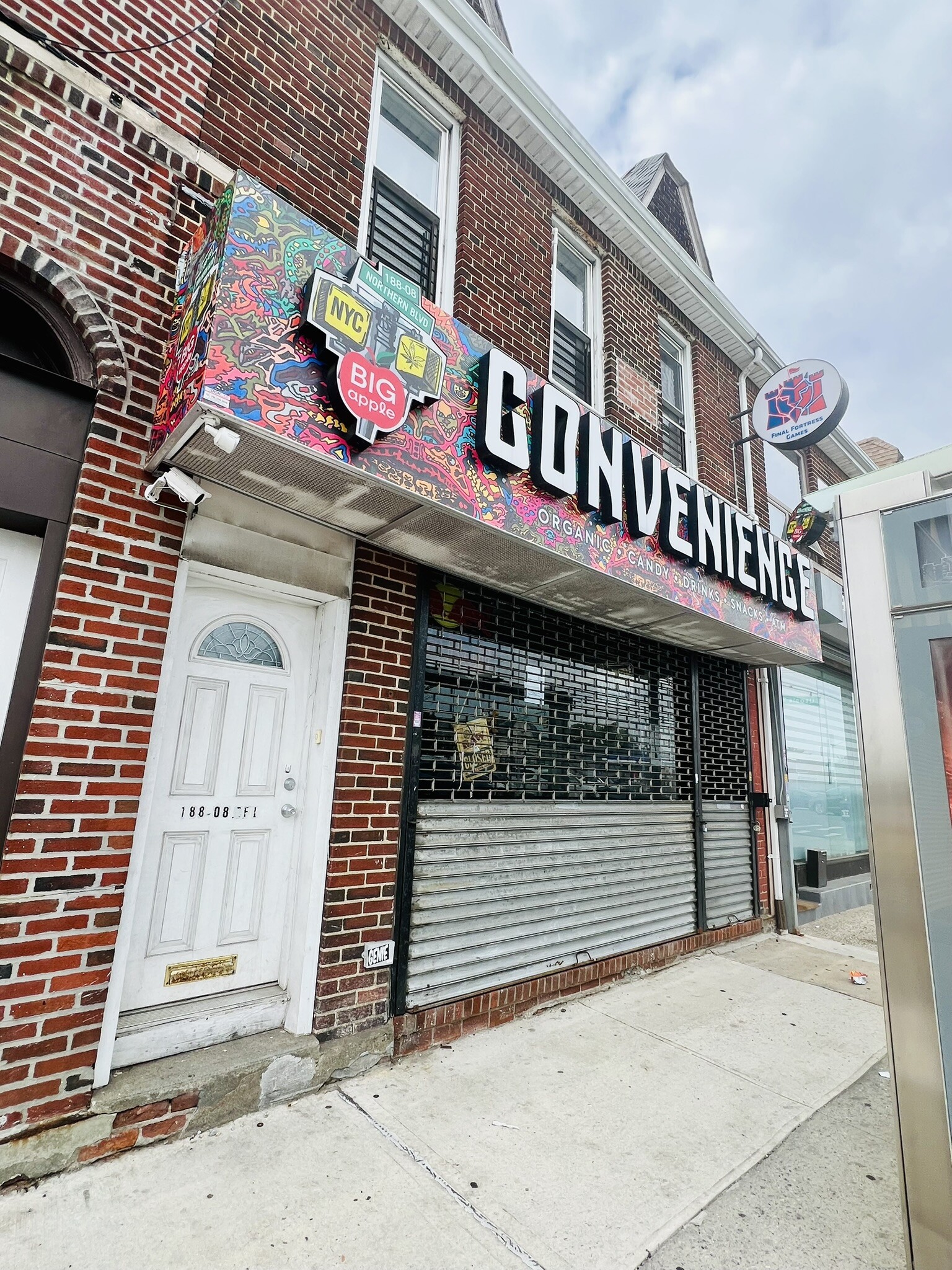 18808 Northern Blvd, Flushing, NY à louer Photo du bâtiment- Image 1 de 10