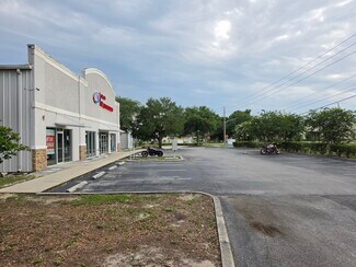 Plus de détails pour 2201 SW 19th Ave Rd, Ocala, FL - Commerce de détail à louer