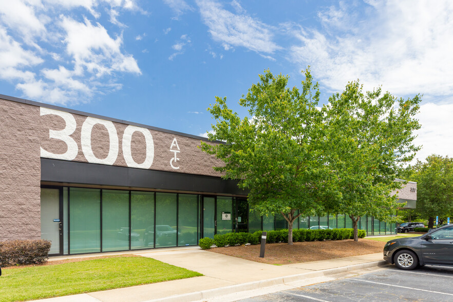 1575 Northside Dr NW, Atlanta, GA for lease - Building Photo - Image 1 of 3