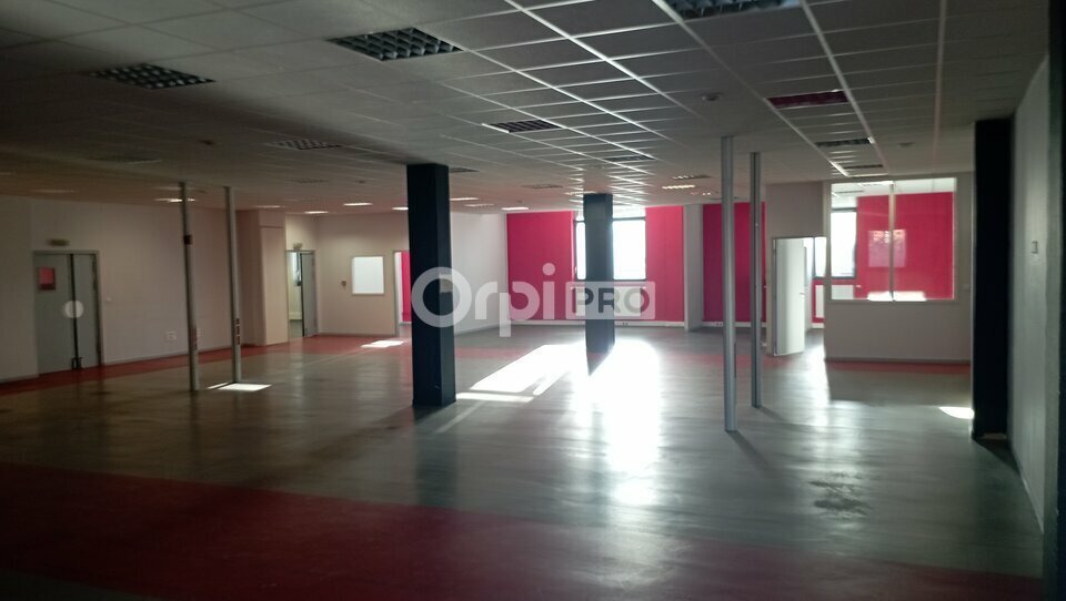 Office in Reims for lease - Interior Photo - Image 3 of 6