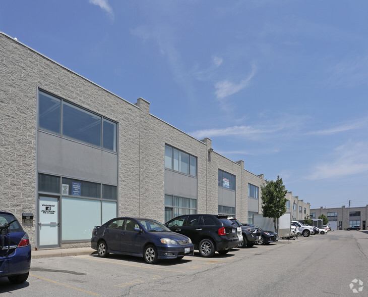 300 New Toronto St, Toronto, ON for lease - Primary Photo - Image 1 of 4