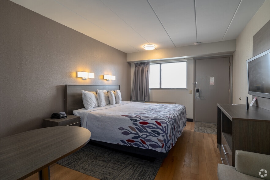 2939 S Arlington Rd, Akron, OH for sale - Interior Photo - Image 3 of 14