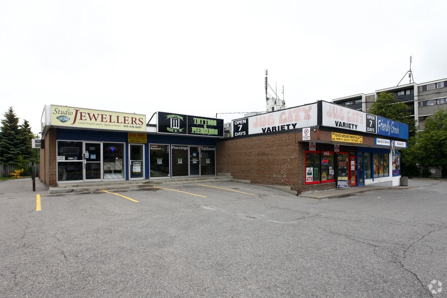 640-650 King St E, Oshawa, ON for lease - Primary Photo - Image 1 of 6