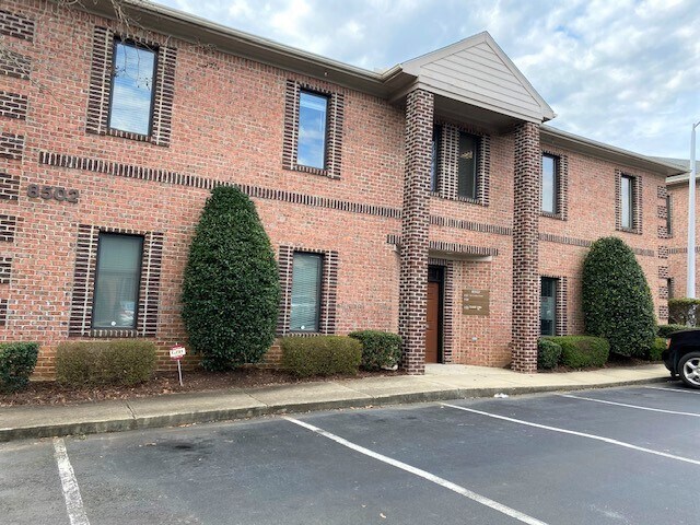 8502 Six Forks Rd, Raleigh, NC à vendre Photo du bâtiment- Image 1 de 1