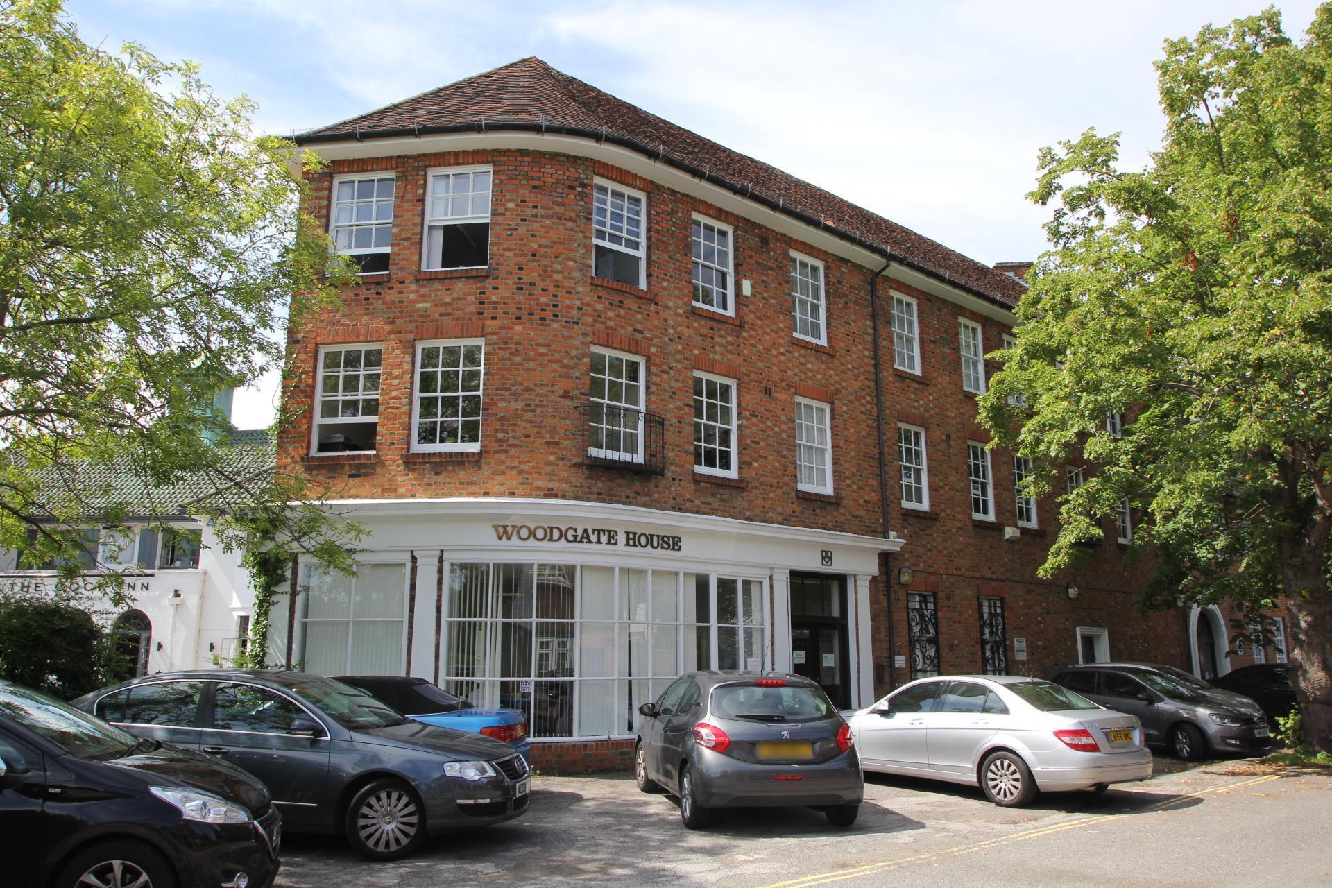 2-8 Games Rd, Barnet for lease Building Photo- Image 1 of 11