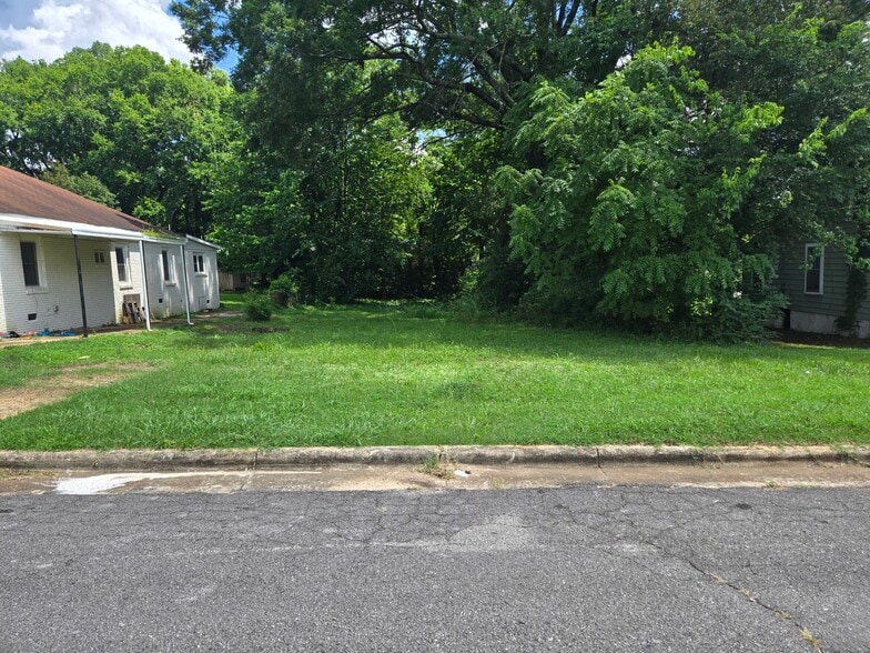 419 Campbell St, Florence, AL for sale - Building Photo - Image 3 of 5
