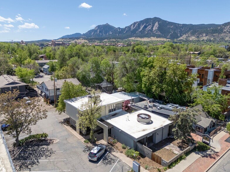 2336 Pearl St, Boulder, CO à louer - Photo du bâtiment - Image 3 de 30